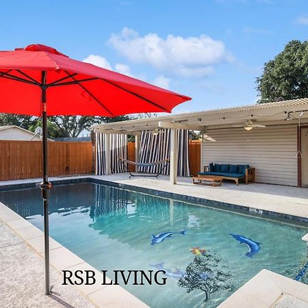 Spectacular 4Br 2,5Ba Holiday Home With Pool And Grill Carrollton Exteriér fotografie