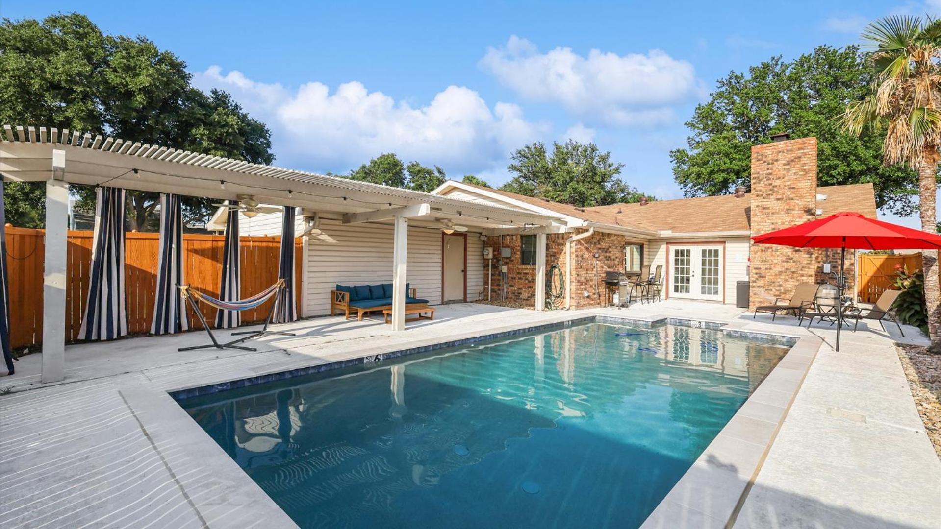 Spectacular 4Br 2,5Ba Holiday Home With Pool And Grill Carrollton Exteriér fotografie