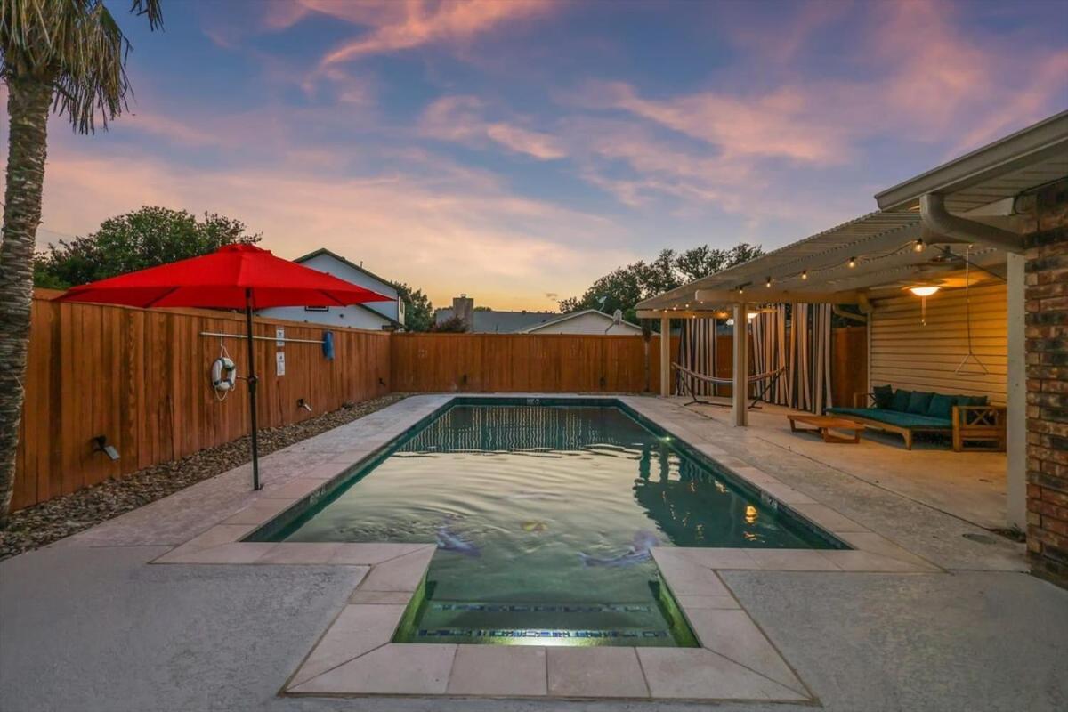 Spectacular 4Br 2,5Ba Holiday Home With Pool And Grill Carrollton Exteriér fotografie